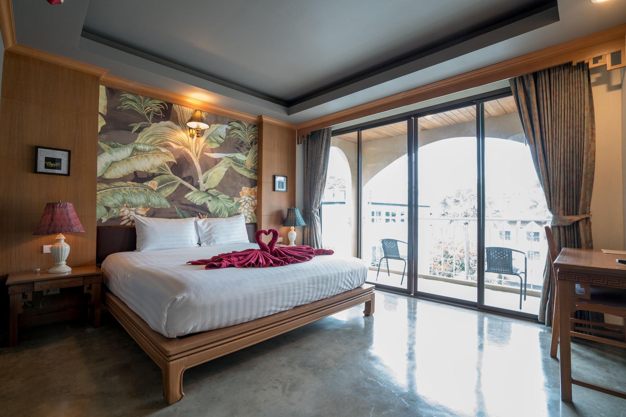 Отель Minatale Phuket Patong Экстерьер фото